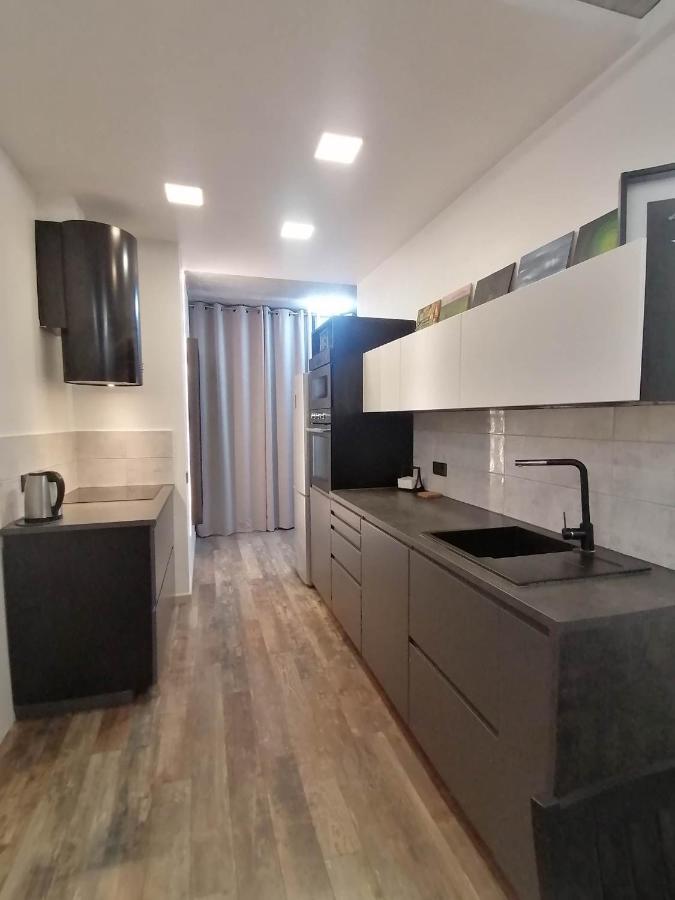 Erdvi Studija Spacious Studio Apartment Self Check In 维尔纽斯 外观 照片